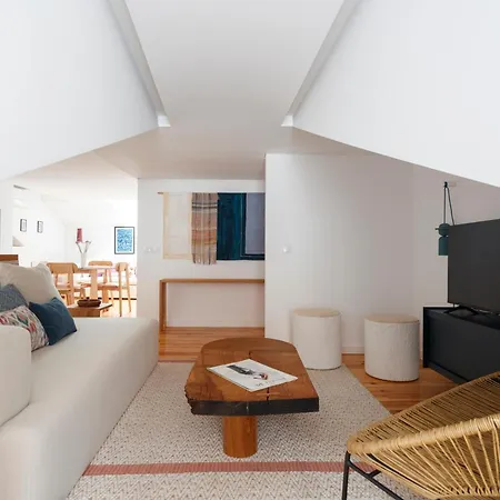 Charming Chiado Гостевой дом