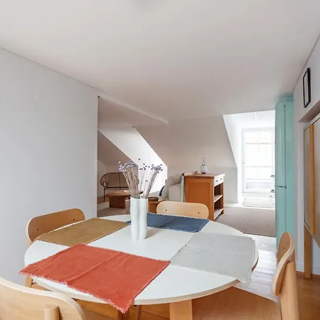 Charming Chiado 3* Лиссабон